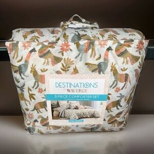 NIB Destinations by Waverly Marimba 3 Piece Comforter Set - Queen